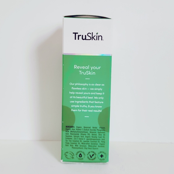 Tea Tree Clear Skin Super Serum - Picture 4 of 13